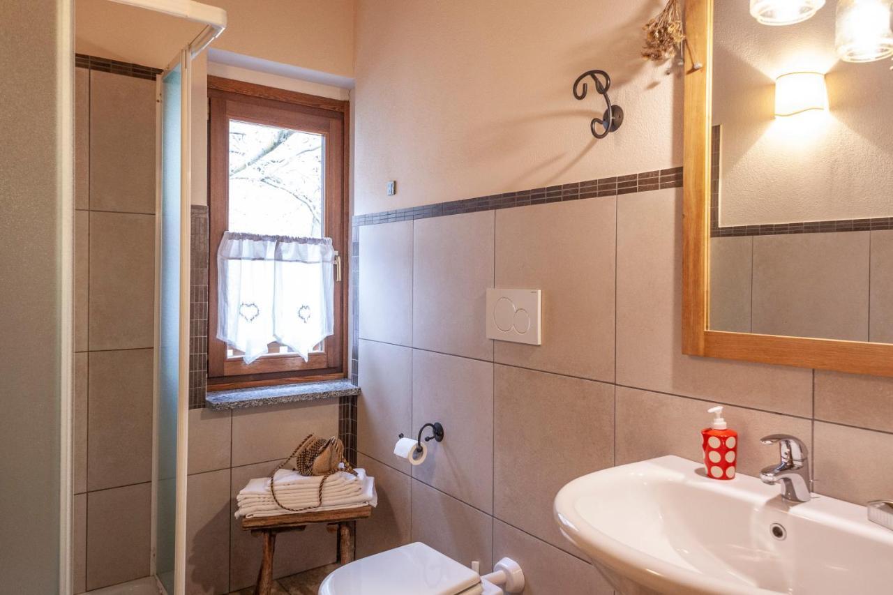 Maison Le Champ B&B Questa Casa Non E Un Albergo La Salle Eksteriør billede
